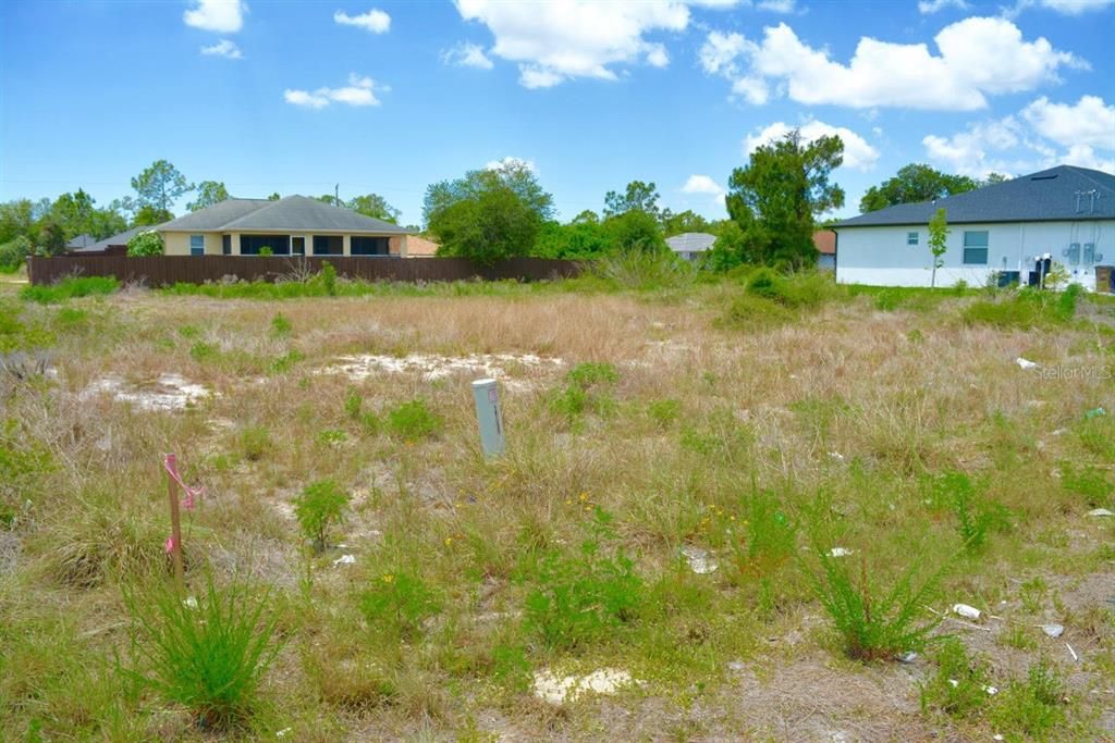 待售: $59,800 (0.28 acres)