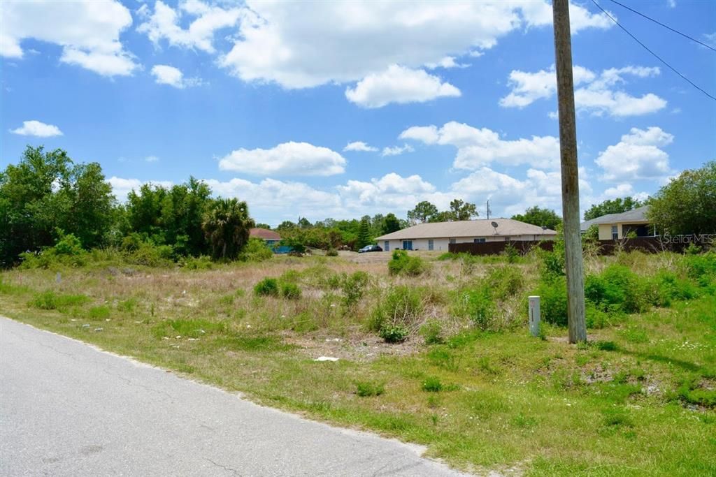 待售: $59,800 (0.28 acres)