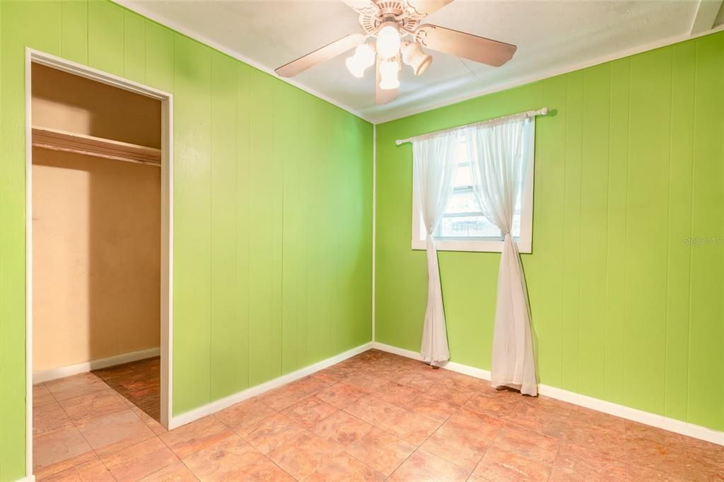 For Sale: $174,900 (2 beds, 1 baths, 1134 Square Feet)