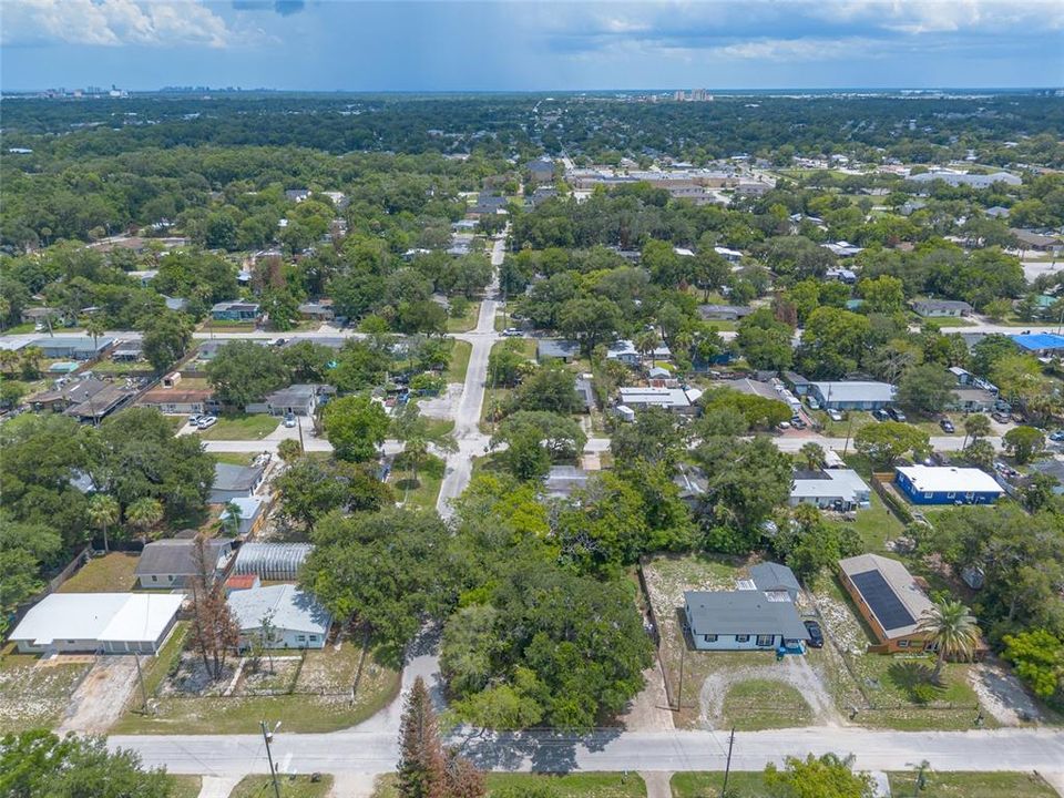 For Sale: $174,900 (2 beds, 1 baths, 1134 Square Feet)