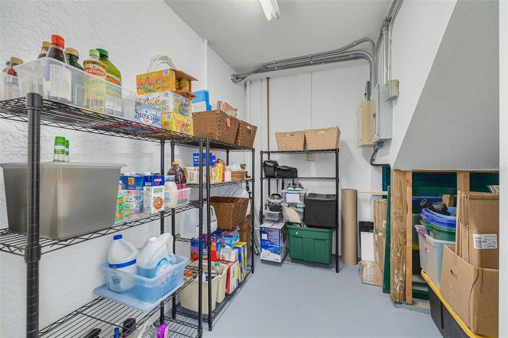 : $875,000 (3 спален, 2 ванн, 2190 Квадратных фут)
