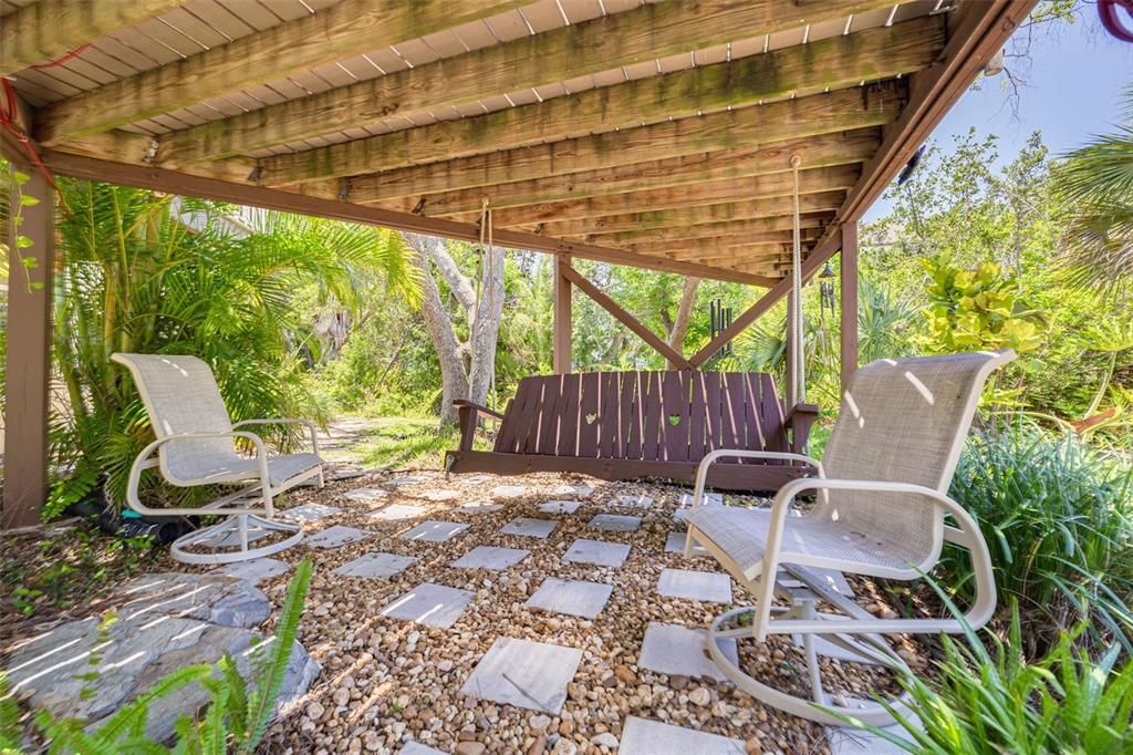 : $875,000 (3 спален, 2 ванн, 2190 Квадратных фут)