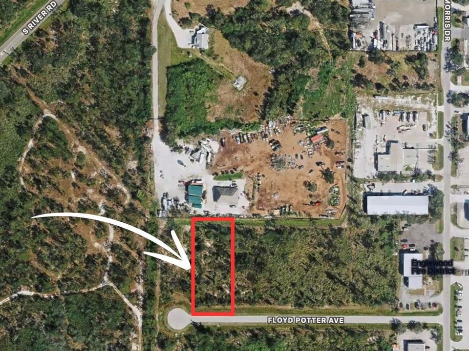 En Venta: $220,000 (0.94 acres)