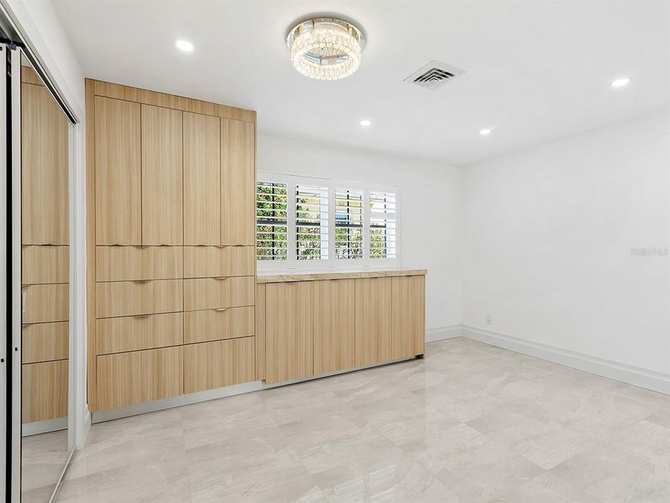 En Venta: $1,990,000 (3 camas, 2 baños, 1961 Pies cuadrados)