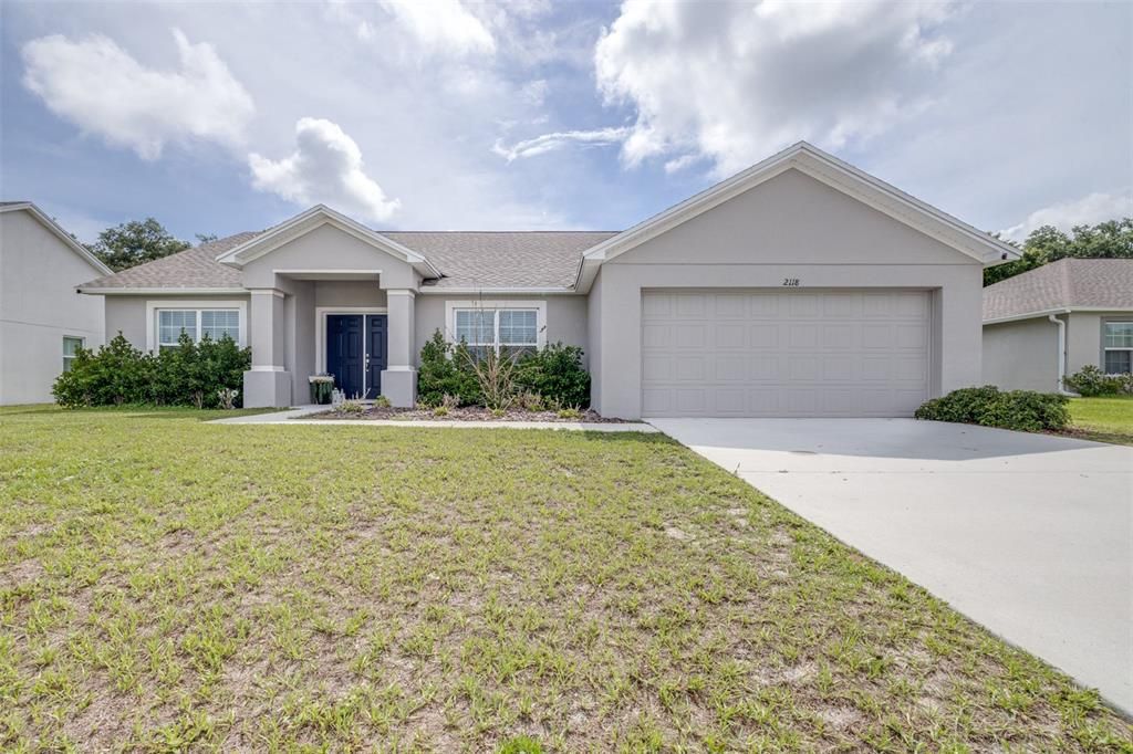 For Sale: $319,900 (3 beds, 2 baths, 1600 Square Feet)