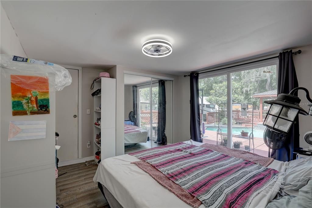 En Venta: $270,000 (3 camas, 2 baños, 1380 Pies cuadrados)