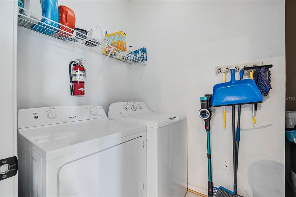 На продажу: $225,000 (2 спален, 2 ванн, 1143 Квадратных фут)