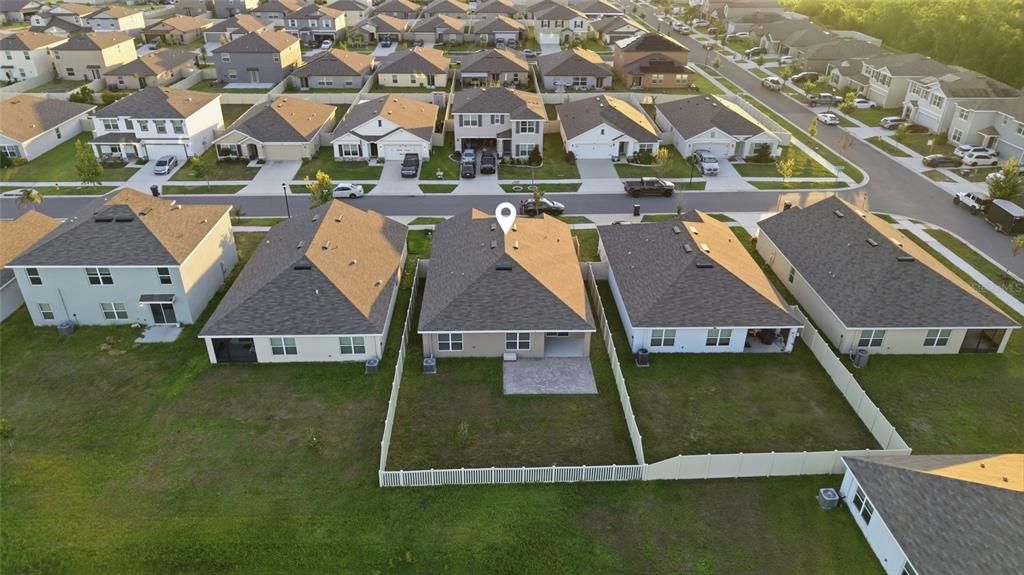 На продажу: $329,900 (4 спален, 2 ванн, 1846 Квадратных фут)