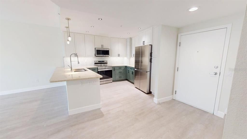 For Rent: $2,950 (2 beds, 2 baths, 1148 Square Feet)