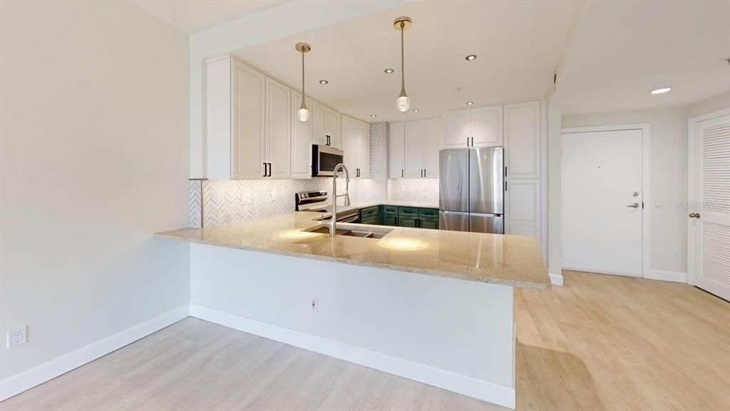 For Rent: $2,950 (2 beds, 2 baths, 1148 Square Feet)