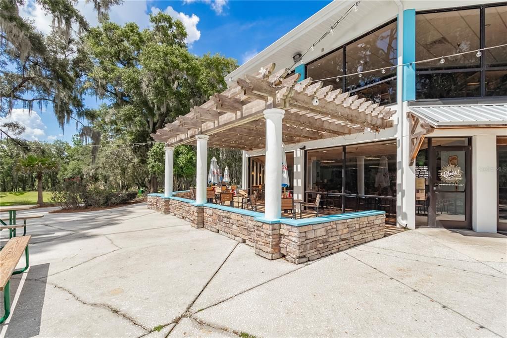 For Sale: $370,000 (4 beds, 2 baths, 2292 Square Feet)
