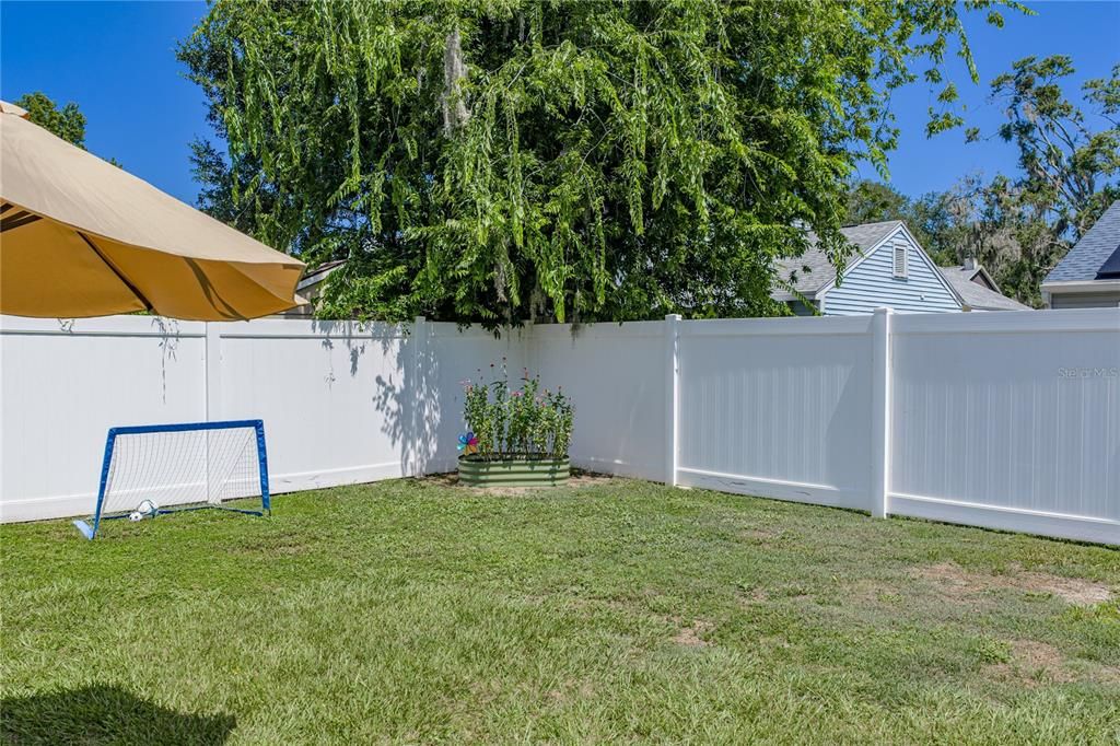 For Sale: $315,000 (3 beds, 2 baths, 1410 Square Feet)