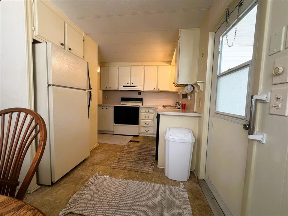 На продажу: $65,000 (2 спален, 2 ванн, 1024 Квадратных фут)
