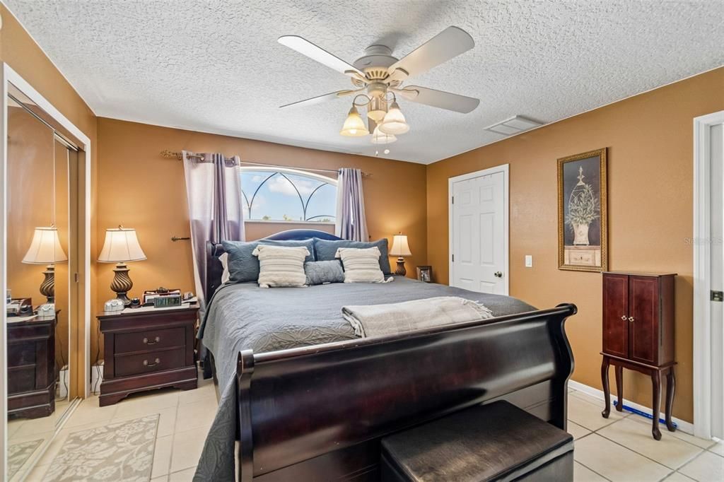 For Sale: $635,000 (4 beds, 3 baths, 2148 Square Feet)