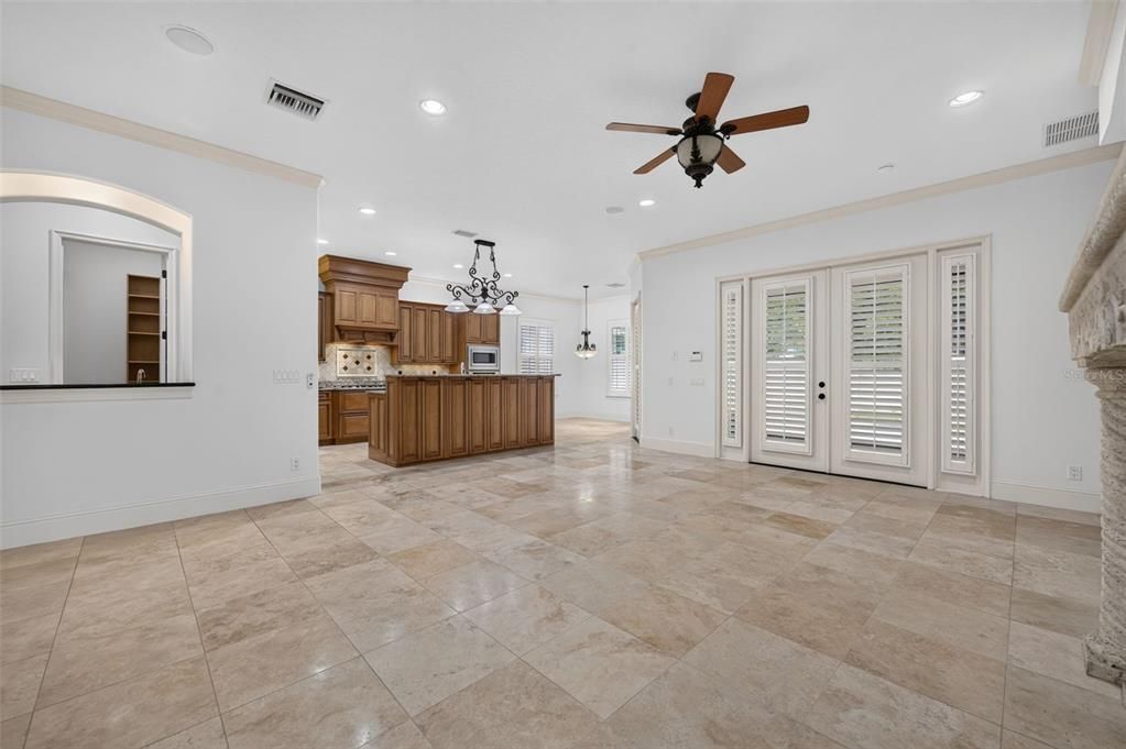 En Venta: $1,695,000 (4 camas, 4 baños, 3723 Pies cuadrados)