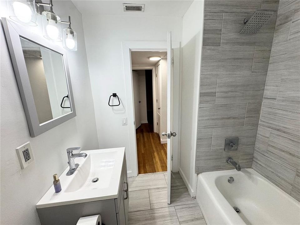 En Venta: $120,000 (2 camas, 1 baños, 956 Pies cuadrados)