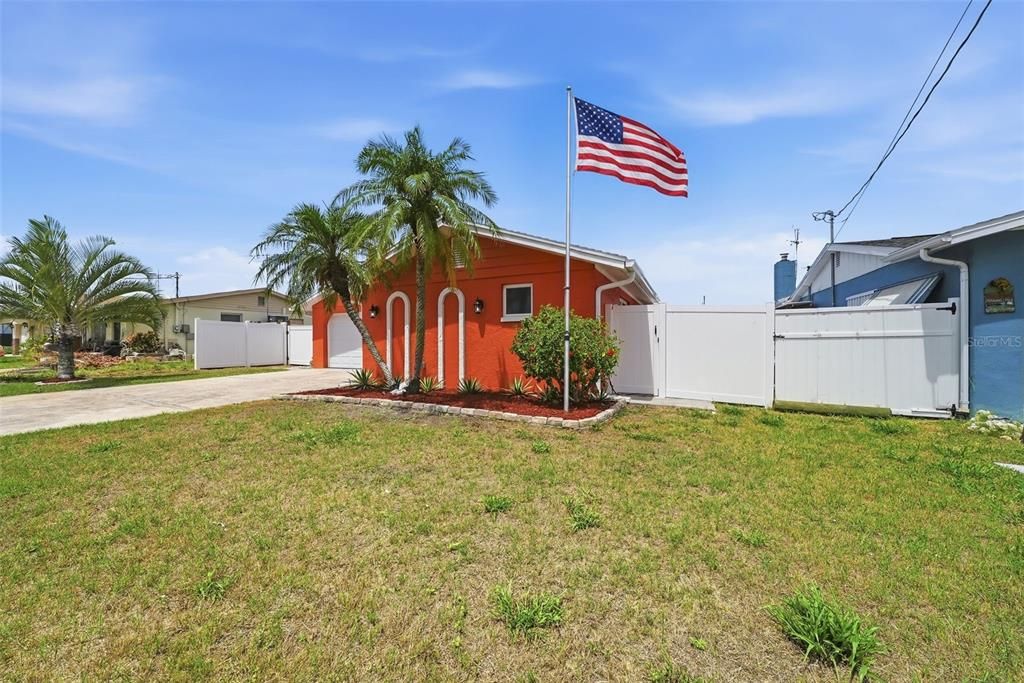 En Venta: $405,500 (2 camas, 2 baños, 1520 Pies cuadrados)