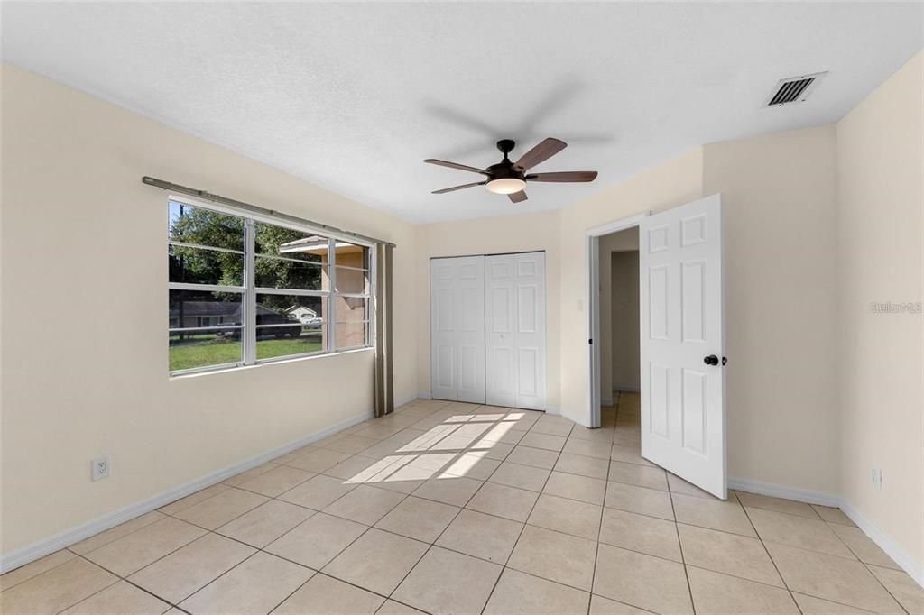 For Sale: $299,000 (3 beds, 2 baths, 1582 Square Feet)