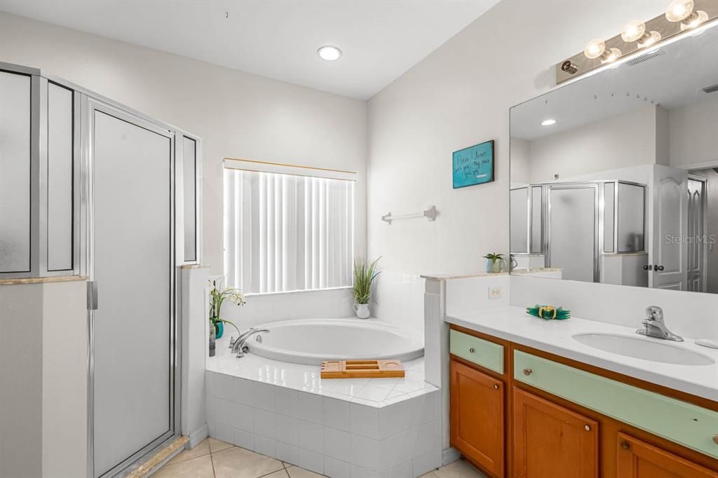 For Sale: $419,000 (4 beds, 3 baths, 3005 Square Feet)