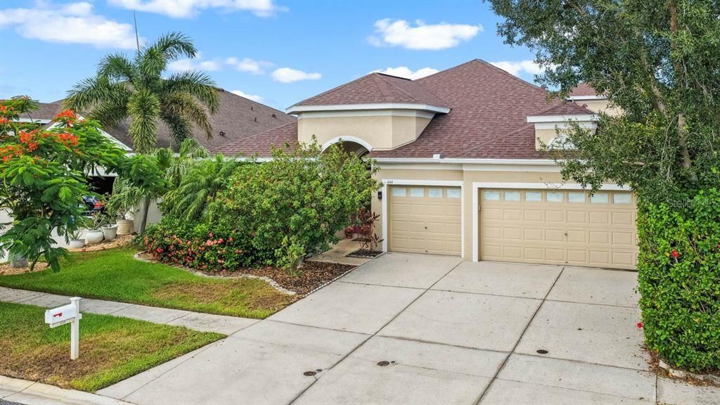 For Sale: $419,000 (4 beds, 3 baths, 3005 Square Feet)