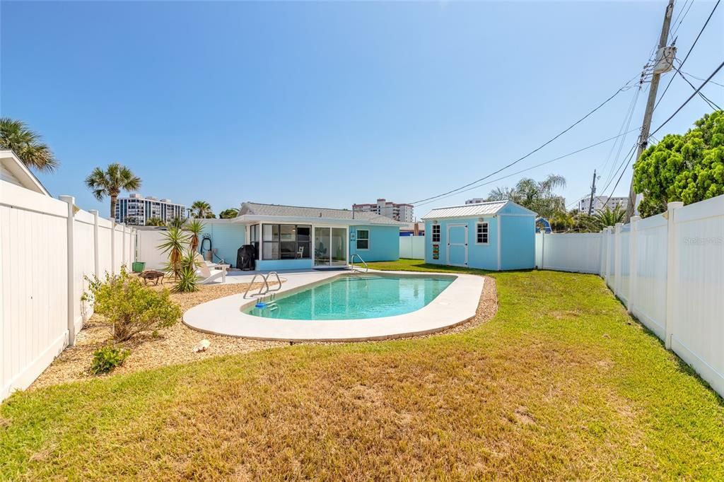 For Sale: $374,900 (2 beds, 1 baths, 970 Square Feet)