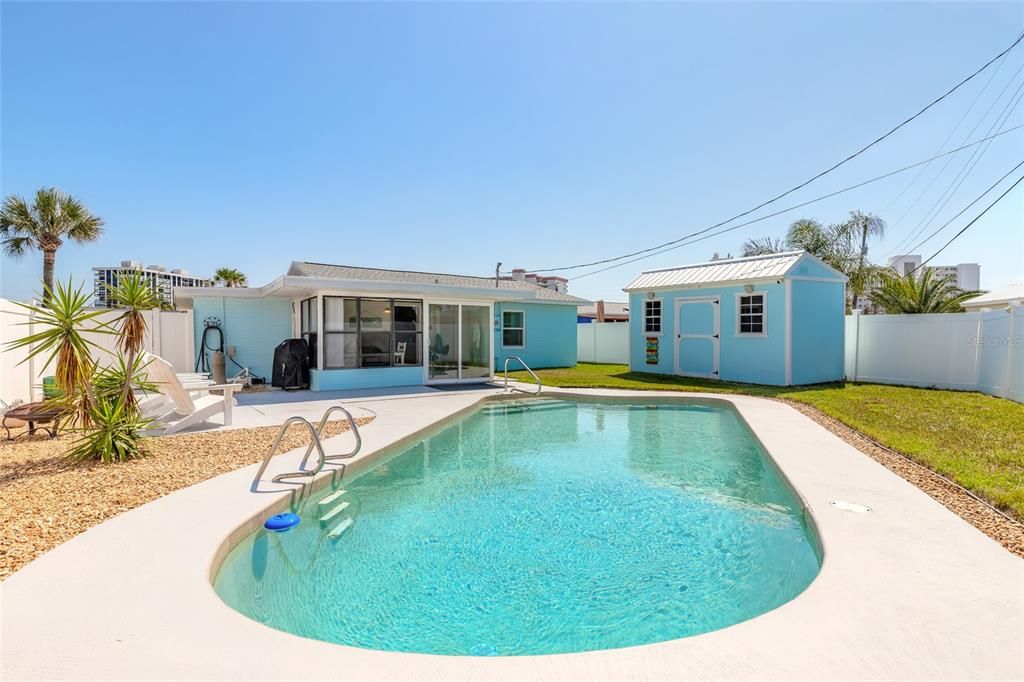 For Sale: $374,900 (2 beds, 1 baths, 970 Square Feet)