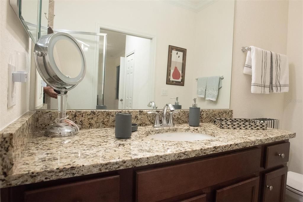 En Venta: $304,000 (2 camas, 2 baños, 1142 Pies cuadrados)