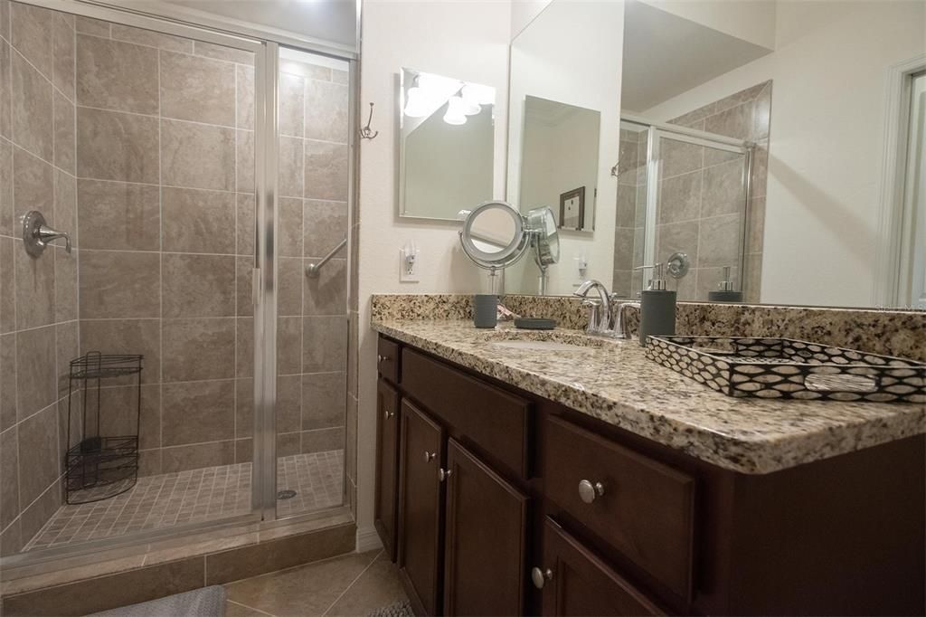 En Venta: $304,000 (2 camas, 2 baños, 1142 Pies cuadrados)