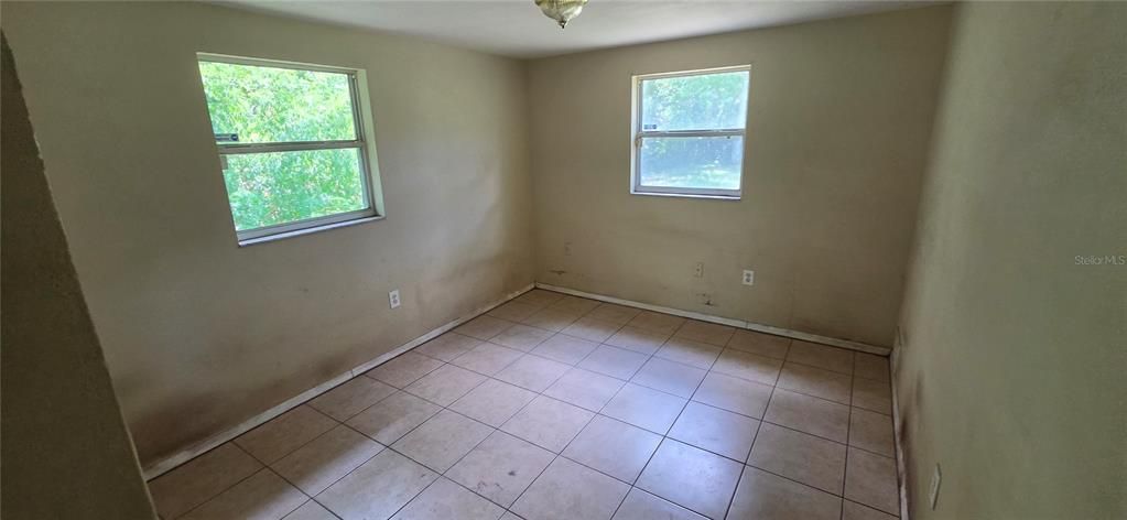 En Venta: $172,500 (3 camas, 2 baños, 1200 Pies cuadrados)