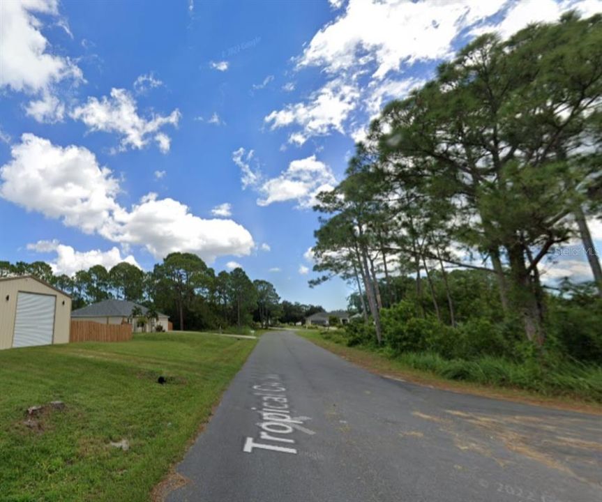 На продажу: $52,900 (0.26 acres)
