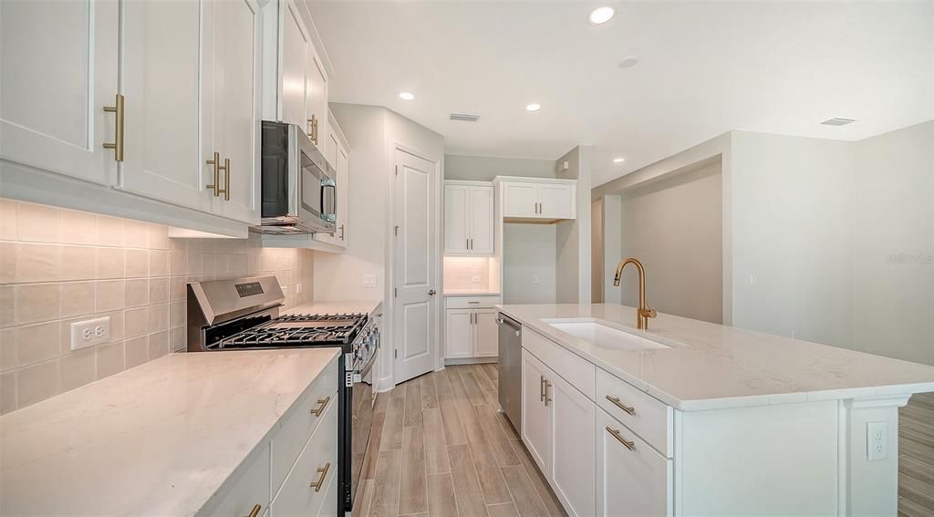 For Sale: $443,990 (3 beds, 2 baths, 1860 Square Feet)