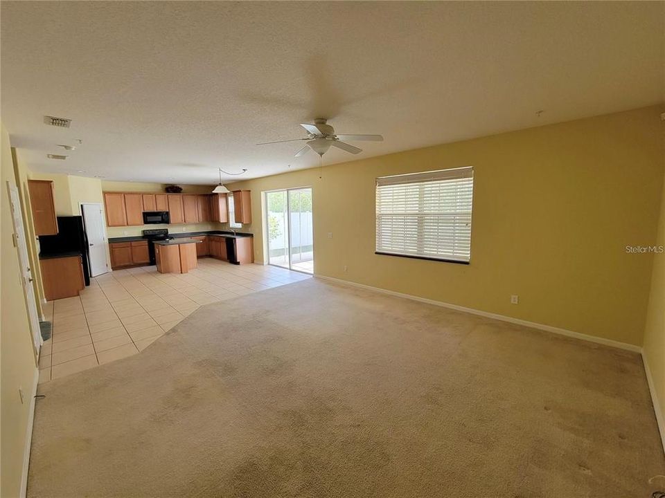 В аренду: $2,895 (3 спален, 2 ванн, 2810 Квадратных фут)