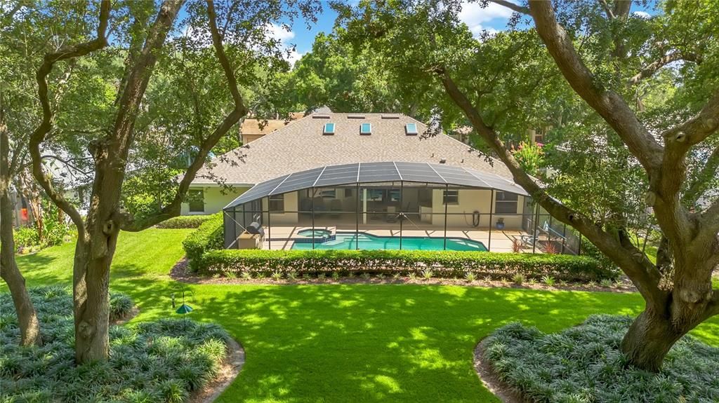 Activo con contrato: $825,000 (4 camas, 3 baños, 2650 Pies cuadrados)