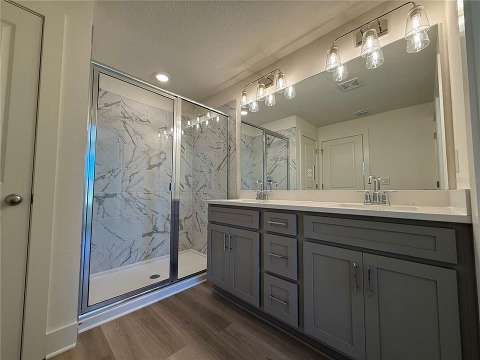 For Sale: $275,000 (3 beds, 2 baths, 1789 Square Feet)