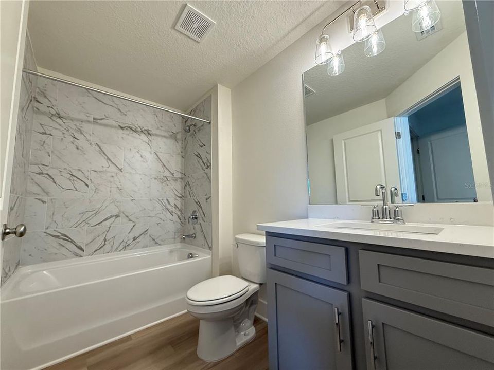 For Sale: $275,000 (3 beds, 2 baths, 1789 Square Feet)