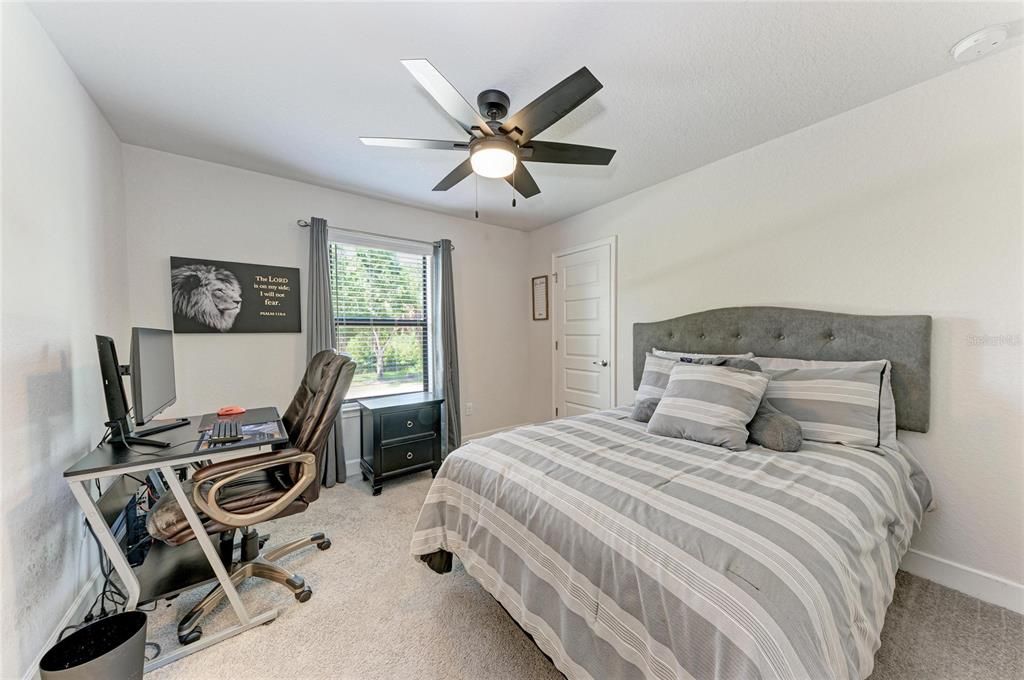 For Sale: $500,000 (5 beds, 3 baths, 2705 Square Feet)