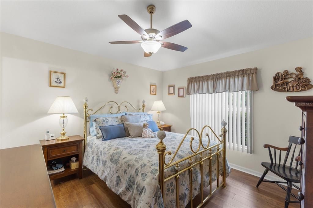 На продажу: $239,000 (3 спален, 2 ванн, 1337 Квадратных фут)
