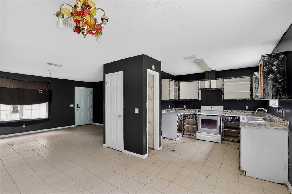 En Venta: $119,000 (3 camas, 2 baños, 1191 Pies cuadrados)