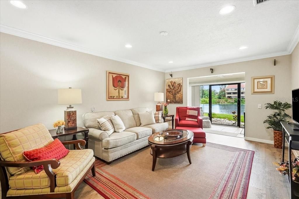 For Rent: $4,750 (2 beds, 2 baths, 1425 Square Feet)