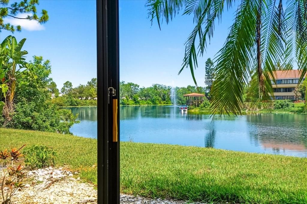 For Rent: $4,750 (2 beds, 2 baths, 1425 Square Feet)
