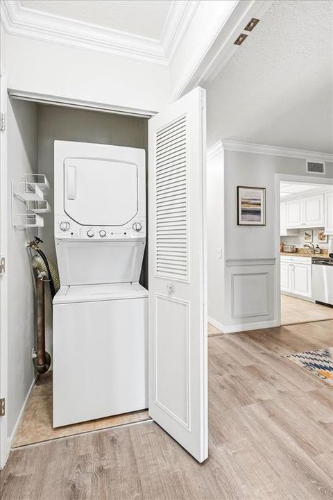 For Rent: $4,750 (2 beds, 2 baths, 1425 Square Feet)