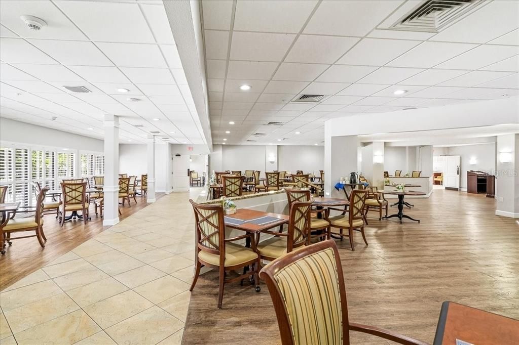 For Rent: $4,750 (2 beds, 2 baths, 1425 Square Feet)