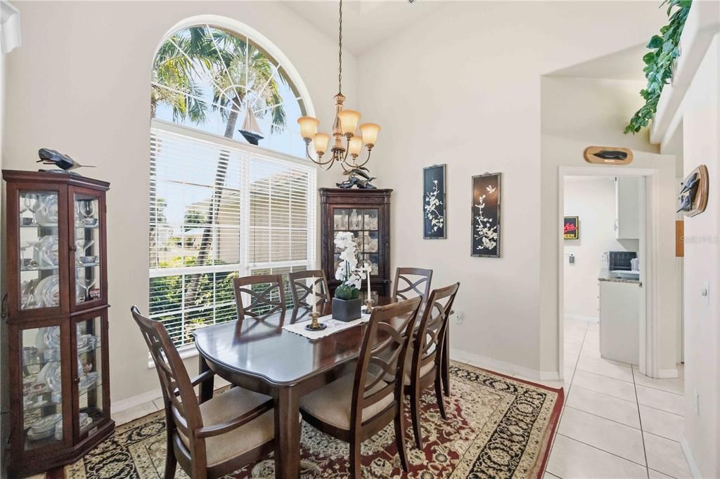 For Sale: $430,000 (3 beds, 2 baths, 1668 Square Feet)