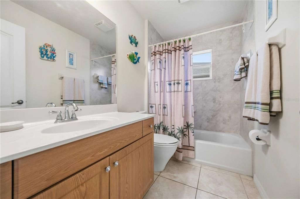 For Sale: $430,000 (3 beds, 2 baths, 1668 Square Feet)
