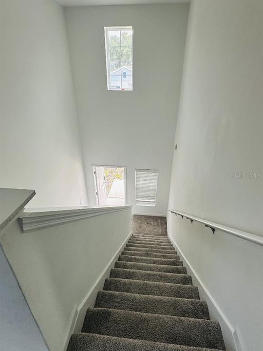 На продажу: $360,000 (4 спален, 2 ванн, 1870 Квадратных фут)