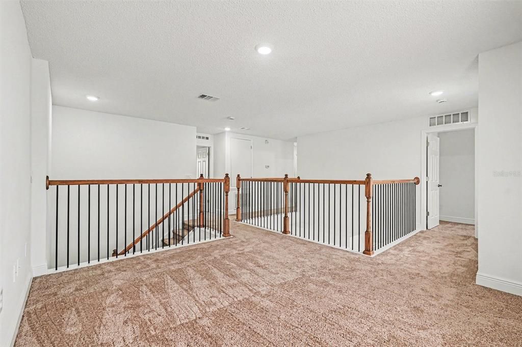 На продажу: $425,000 (5 спален, 2 ванн, 2800 Квадратных фут)
