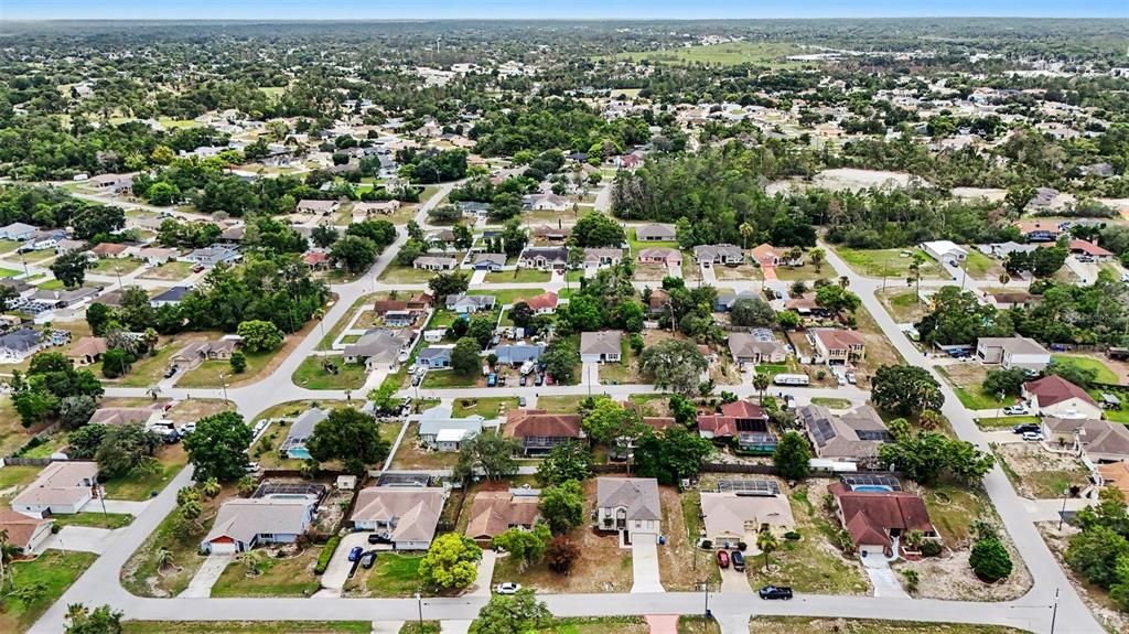 На продажу: $425,000 (5 спален, 2 ванн, 2800 Квадратных фут)
