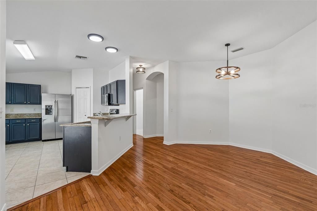For Sale: $245,000 (3 beds, 2 baths, 1492 Square Feet)