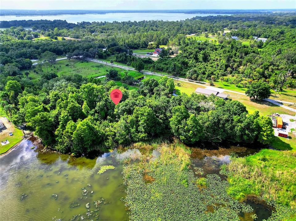 На продажу: $271,900 (2.86 acres)