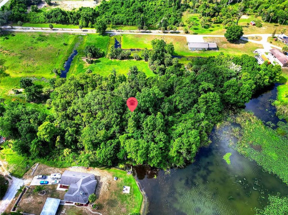 На продажу: $271,900 (2.86 acres)